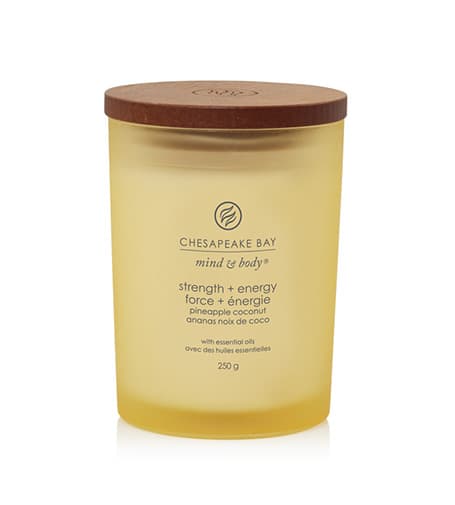 Chesapeake Bay Strength + Energy vonná svíčka 250 g